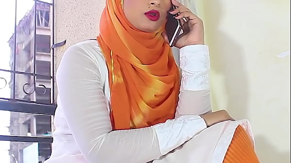 Salma Cewek Hijab Lagi Ngentot Sama Temennya, Suara Hindi Mesum Banget