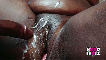 Dua Kontol Besar Ngencengin Pantat Gendut Tebal Ibu Tiri Afrika