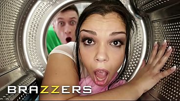 Tonton Nih! Para Bintang Brazzers Terjebak Situasi Liar, Berujung Nge-seks Keras Di Kompilasi Paling Hot