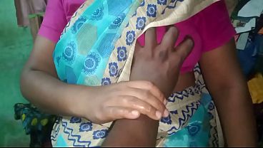 Priyanka Si Ibu Rumah Tangga India, Mainin Sendiri Di Rumah, Gaya Liar Penuh Nafsu.