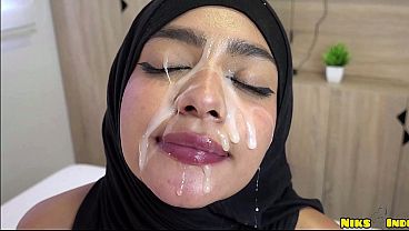 Gadis Berhijab Abg Digebukin Keras Sampe Crot Di Dalem