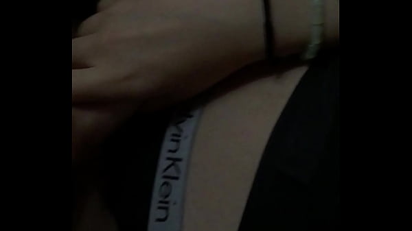 回国前把女友苏三干到离不开我，永远锁在身边。