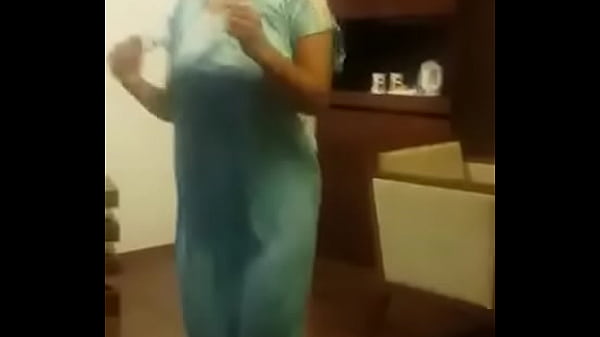 Tari Panas Desi Bikin Ngilu, Goyangannya Bikin Mabok Kepayang