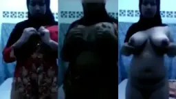 Hijab Montok Siap Digebukin, Bibir Merah Nunggu Kecupan