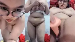 Ika Montok Bbw Colok Memek Pake Dildo, Enak Banget Sampe Muncrat.