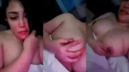 Tidur Bareng Mamah Muda Seksi, Tante Bunga Siap Digoyang