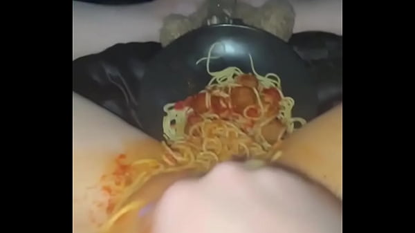 Gila Nih, Cewek Virgin Arab 18 Tahun Di Beverly Hills Colmek Pakai Makanan Mewah—video Panjang Penuh Fetish Ekstrem, Bikin Makin Horny.