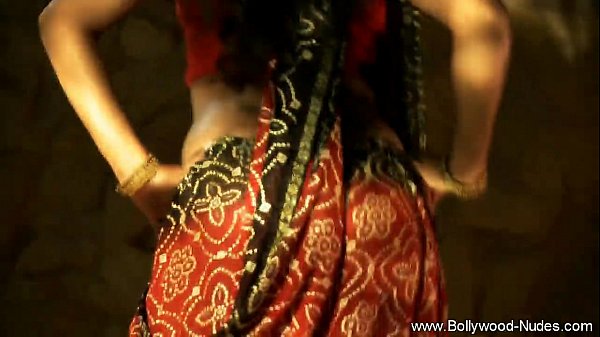 Tarian Si Coklat Manis Bikin Meleleh, Gerakannya Bikin Ngilu Di Selangkangan