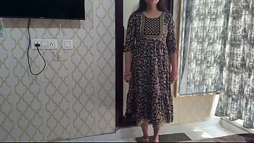 Desi Bhabhi Ko Rand Ki Tarah Zor Zor Se Choda, Chikne Badan Ko Noch Daala