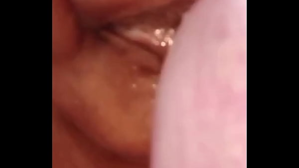 Desi Bhabhi Lagi Ngacengin, Ngegas Panas Sampe Crot