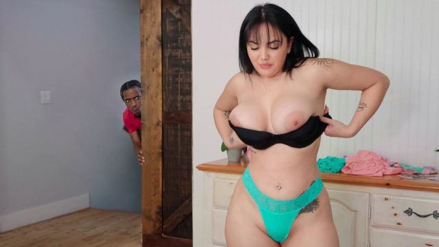 Realiti Raja – Tits Gede Gak Muat Dimana-mana