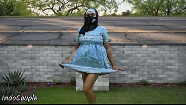 Hijab Mahasiswi Muslim Lari Pagi Di Tempat Umum, Ngeblowjob Demi Duit