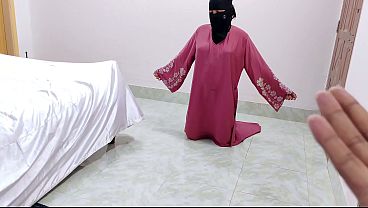 Hot Desi Stepmom Ki Garmi Bhara Chudai Meri Bedroom Mein