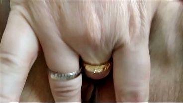 Tontonan Memek Dan Pantat Yang Sangat Vulgar Dari Pelacur Kamera Tua Terkenal Rusia Yang Bikin Muncrat!