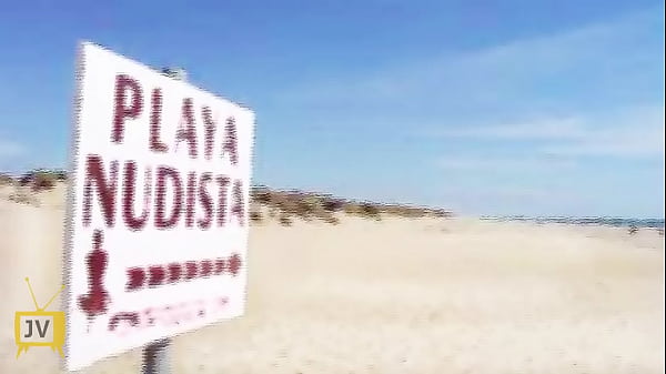 Di Pantai Nudis Bareng Keluarga, Semua Telanjang Dan Liar