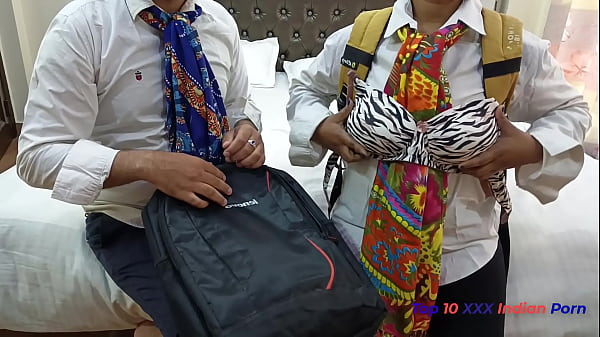 Xxx Gadis Desi Paling Hot Diganyang Mahasiswa Desi Di Hotel Oyo Pertama Ketemu, Sange Banget